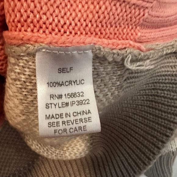 BiBi XL Pink Gray Leopard Print Cable Knit V Neck Sweater Women's - Picture 5 of 7